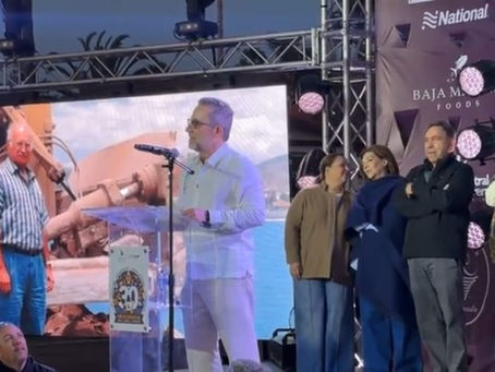 𝗖𝗼𝗿𝗮𝗹 𝘆 𝗠𝗮𝗿𝗶𝗻𝗮, 𝟯𝟬 𝗮𝗻̃𝗼𝘀 𝗻𝗮𝘃𝗲𝗴𝗮𝗻𝗱𝗼 𝗰𝗼𝗻 𝗿𝘂𝗺𝗯𝗼 𝗳𝗶𝗿𝗺𝗲: 𝗔𝗠𝗕