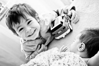Newborn Rafa - Alessandra, Flávio e Henrique