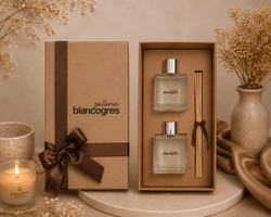 Brindes Corporativos Personalizados em velas aromáticas e aromatizador de ambiente.