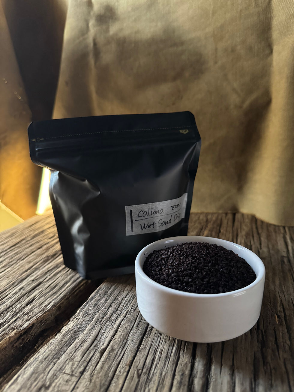 サムネイル： Panama / El Palomar GEISHA Natural：絶品とは、このこと。最高を求めるあなたに。一年に一度きりのゲイシャ。今年もご用意しました。開けた瞬間から漂う、格の違い。ドリップにゆらめく、陽炎。思わず酔いそうになる芳醇な香りと、