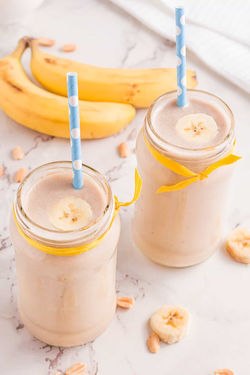 PEANUT-BUTTER-BANANA-SMOOTHIES-6