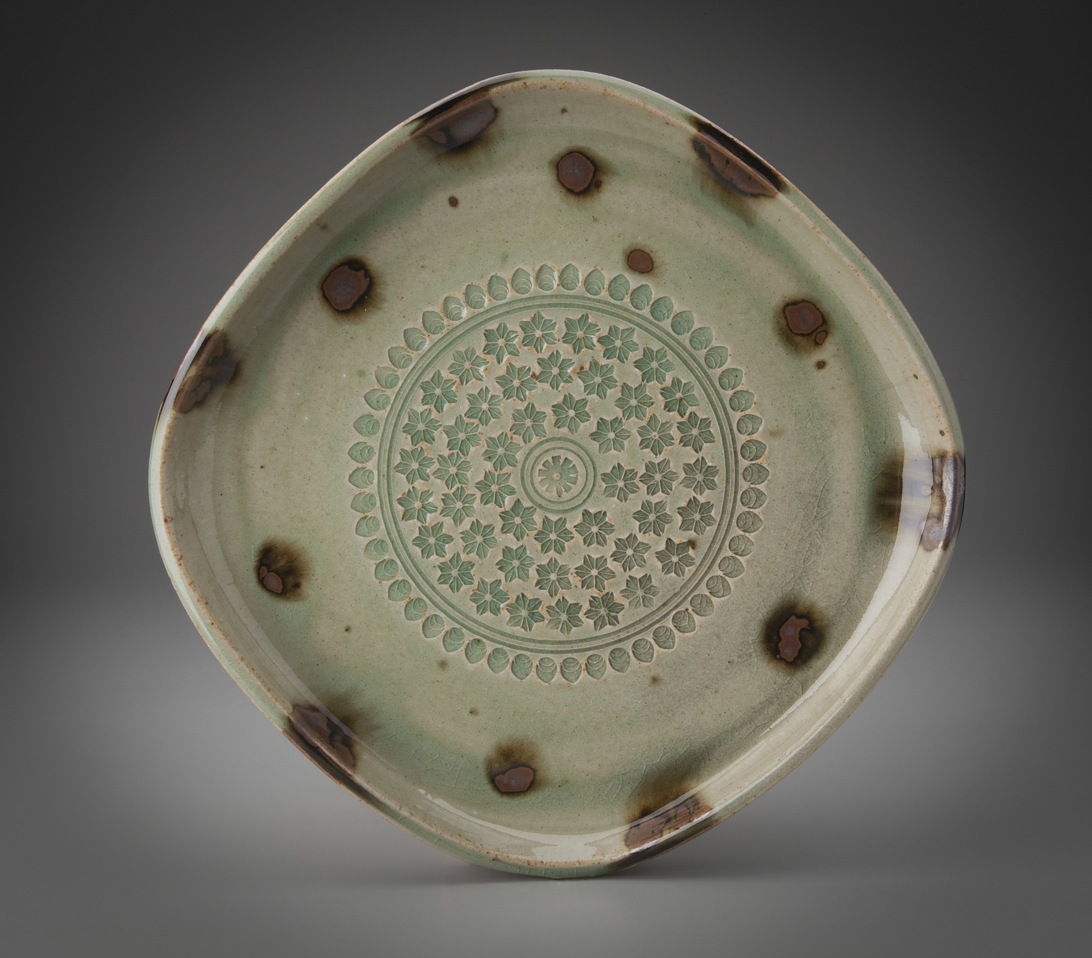 Square platter