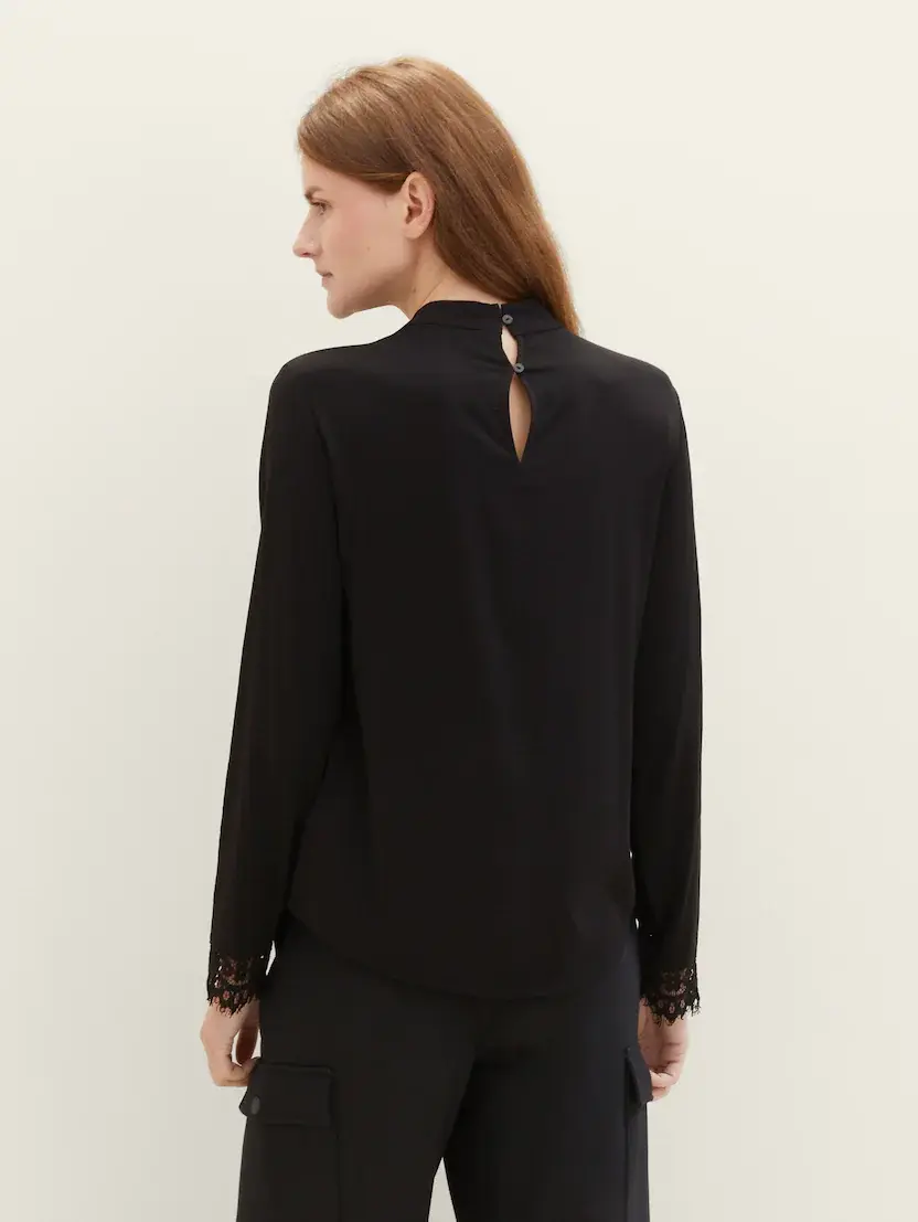 Miniature : Blouse with lace (30)