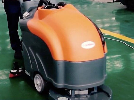 Sunmax RT50 Battery Powered Floor Scrubber Review: 8 pros and cons