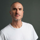 8 Zane lowe 2.jpg