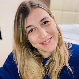 Marina Tolja aromaterapia il sè creativo peschiera borromeo.jpeg