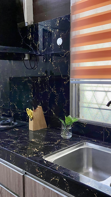 Kitchen (3).heic