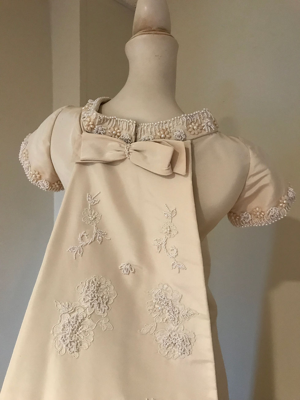 Thumbnail: Priscilla of Boston 1960’s Wedding Dress with Watteau Train