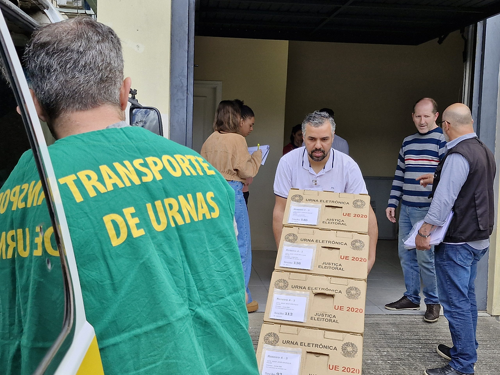 Urnas eletrônicas começam a ser distribuídas em Pelotas nesta sexta-feira