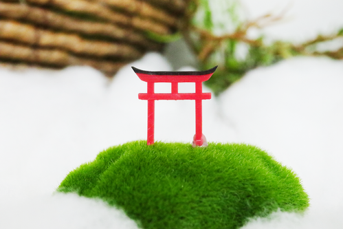 鳥居 フィギュア | MilkyGreen 苔テリア