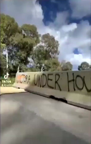 🤘🏽 This Is So Punk Rock!