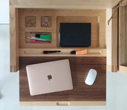 Bureau d'appoint vu de dessus