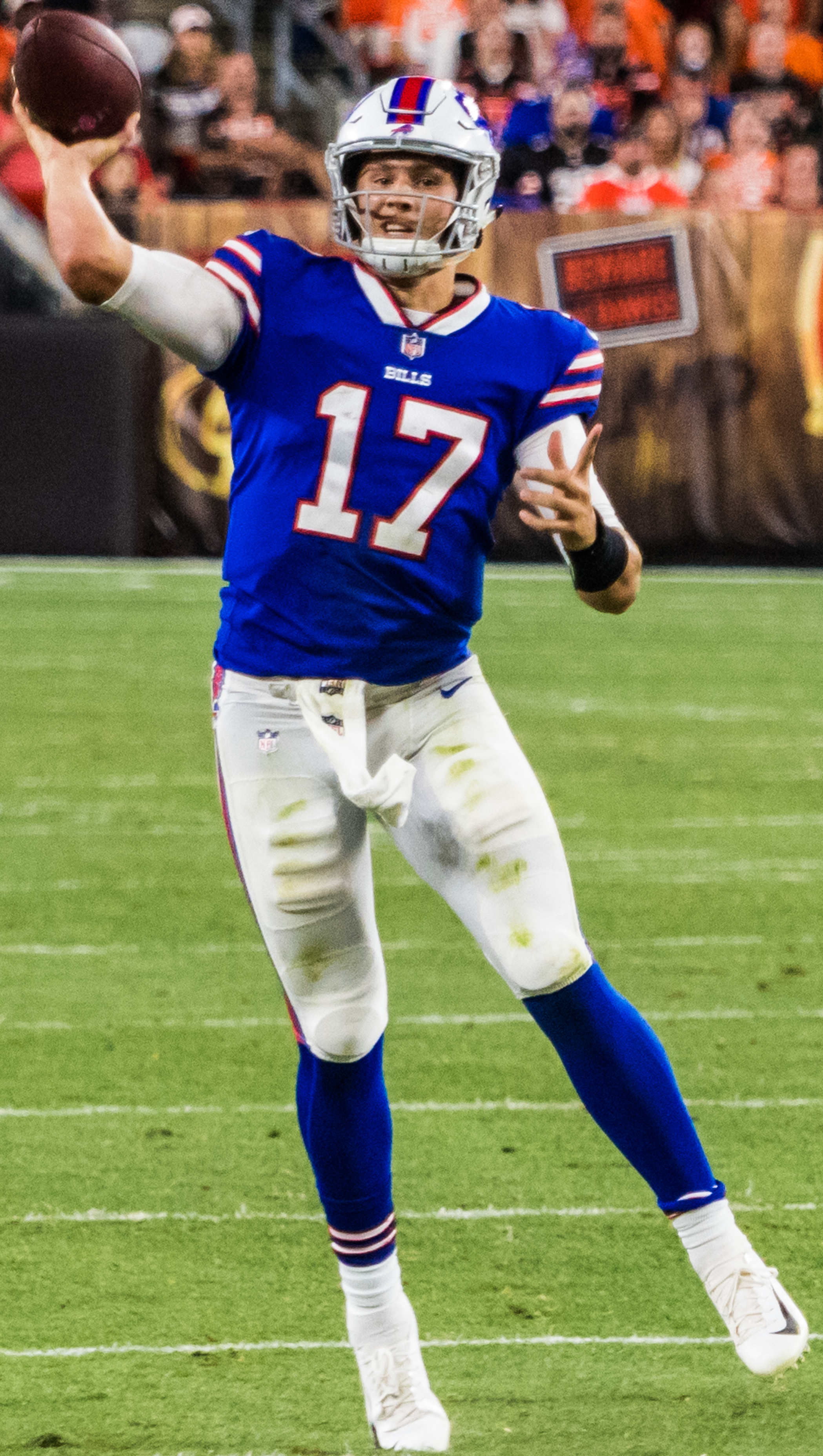 Buffalo Bills quarterback Josh Allen prepares to throw a pass during a 2018 preseason game.