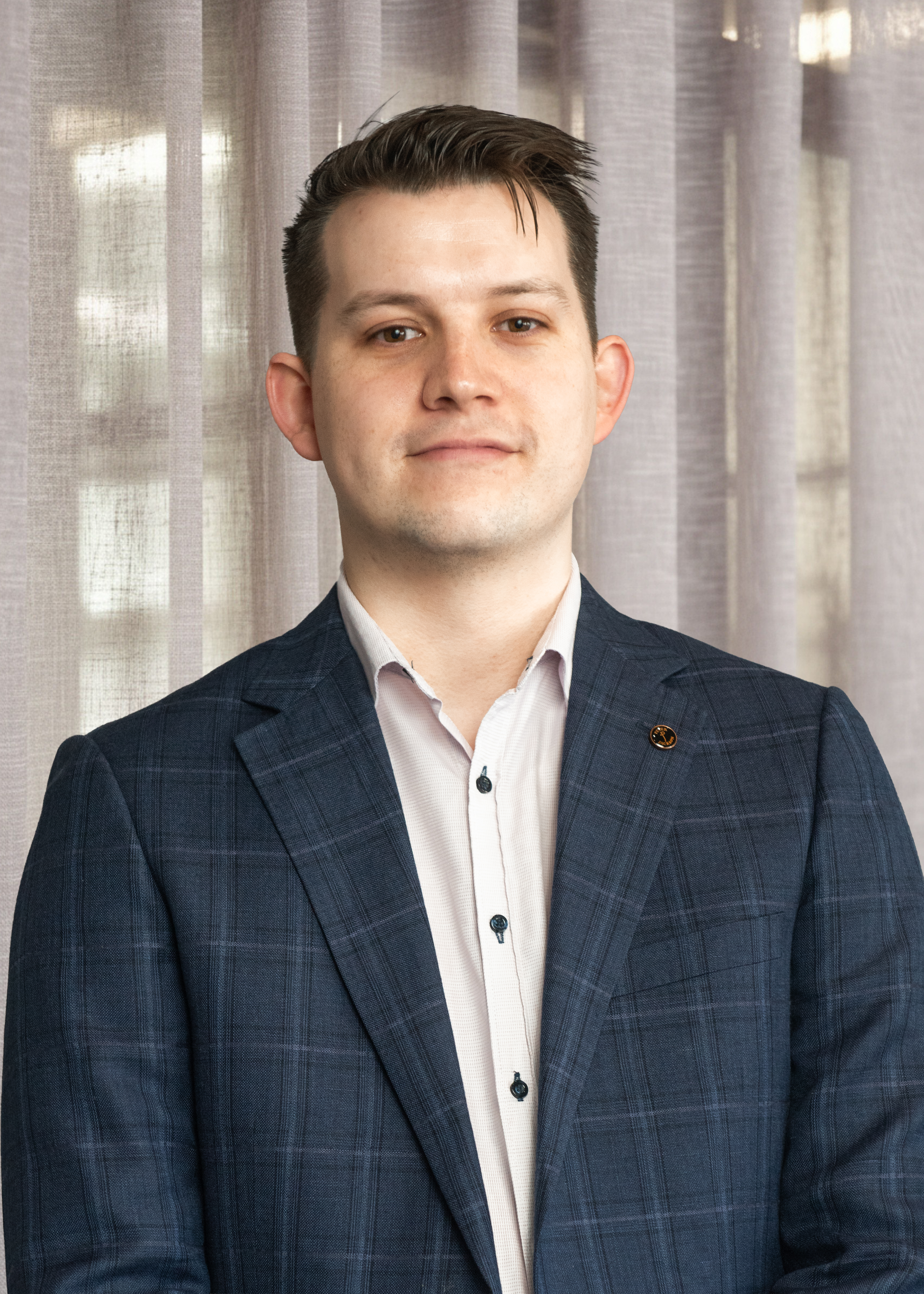 Lachlan Delmenico - Senior Accountant _ 5.png