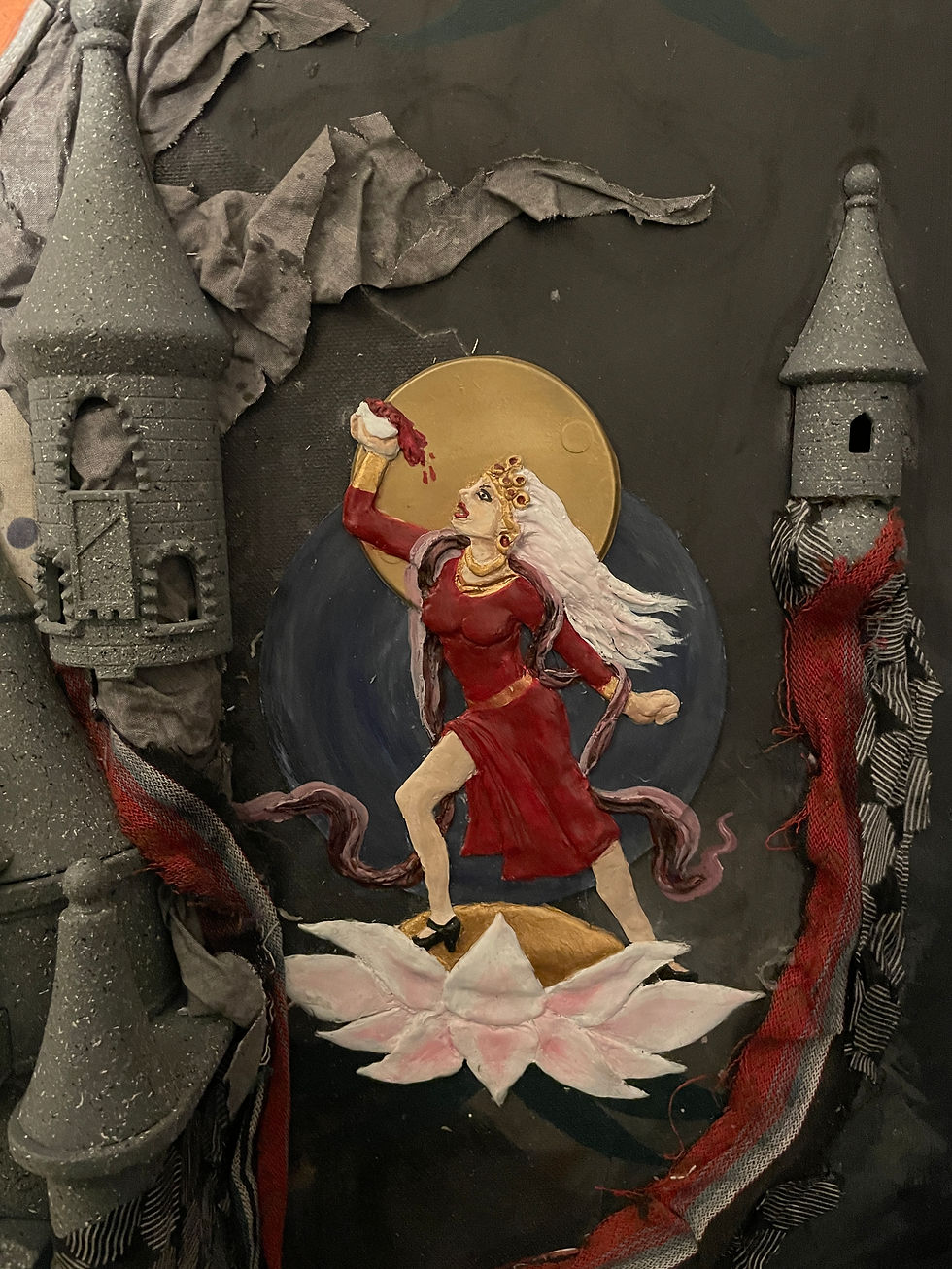 Magnum Opus, detail of the Queen