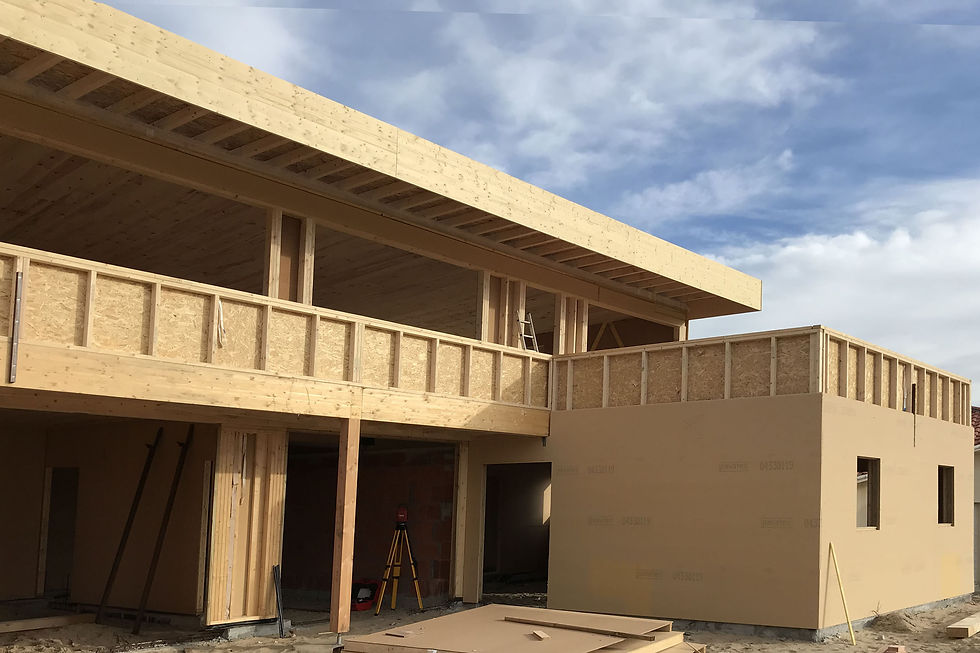 Maison bois / panneaux bois lamellés collés