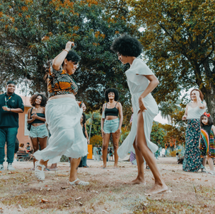apresentação cultural no evento