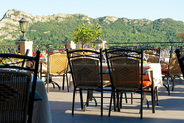 007_Hotel_Restaurant_Porte_Cevennes_Anduze_Terrasse_Avec_Vue_Panoramique-1.jpeg