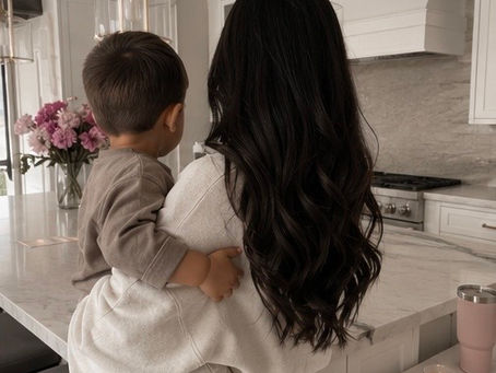 Transforming My Wardrobe: Embracing New Style as a Mom