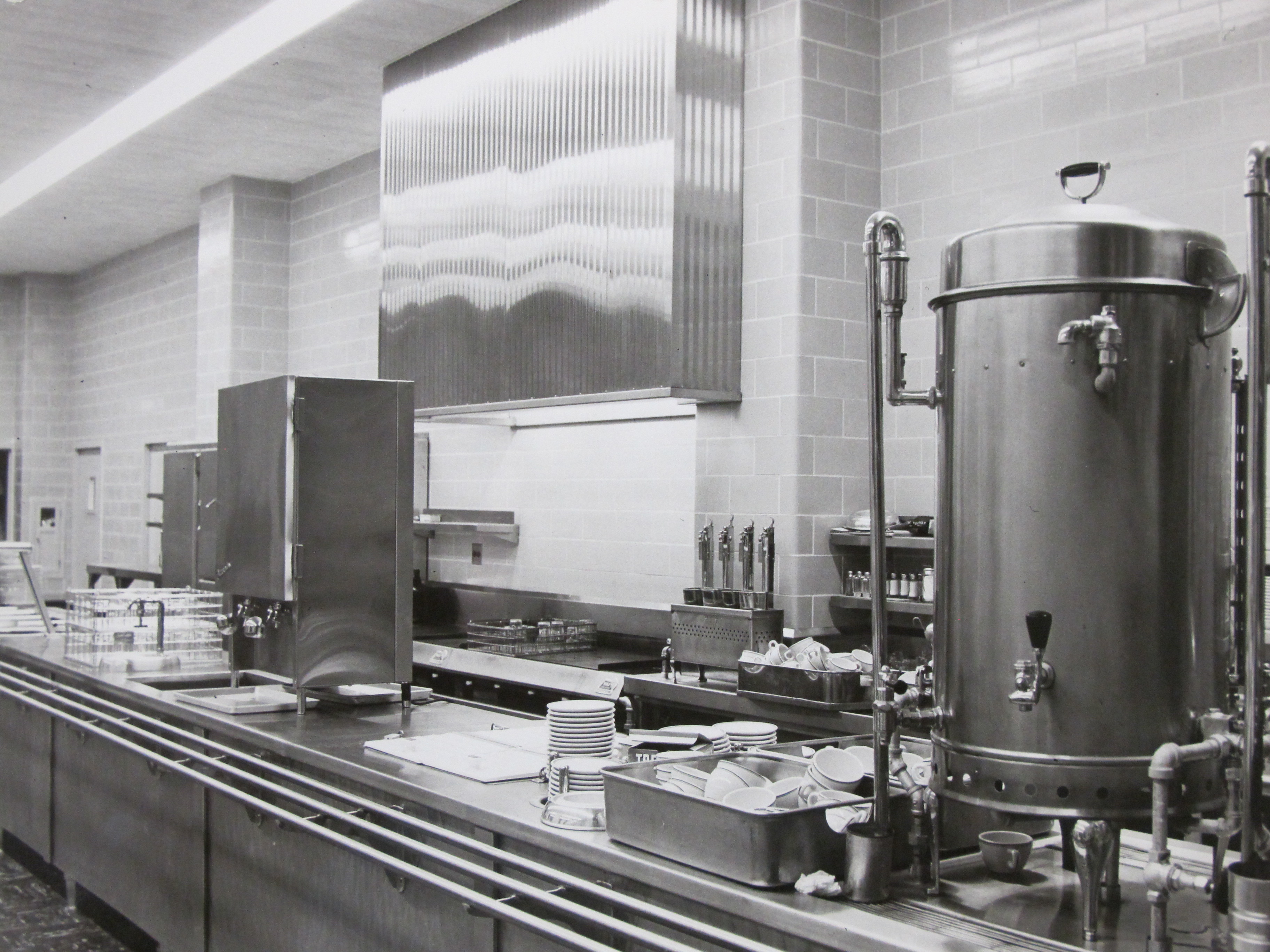 Berlin Food & Lab Equipment San Francisco Custom Range Hoods