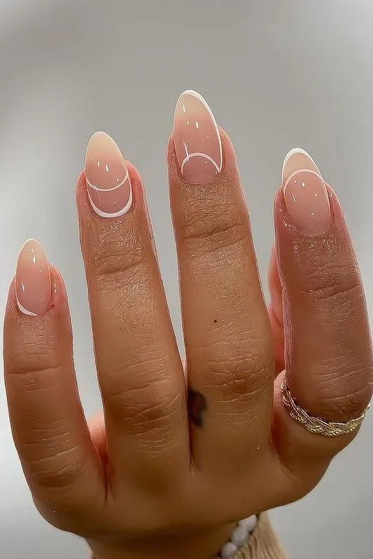 Unhas elegantes nude
