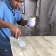 aplicacao de resina em ladrilho de travertino navona