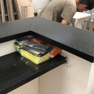 colcoacao de bancada em preto sao gabriel escovado