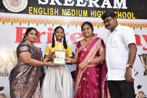 Prizes distribution