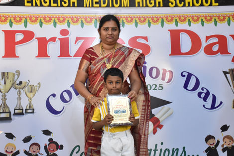 Prizes distribution