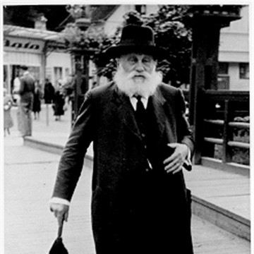 Gershon Weinstock in Lehashovitz 1920.jpeg