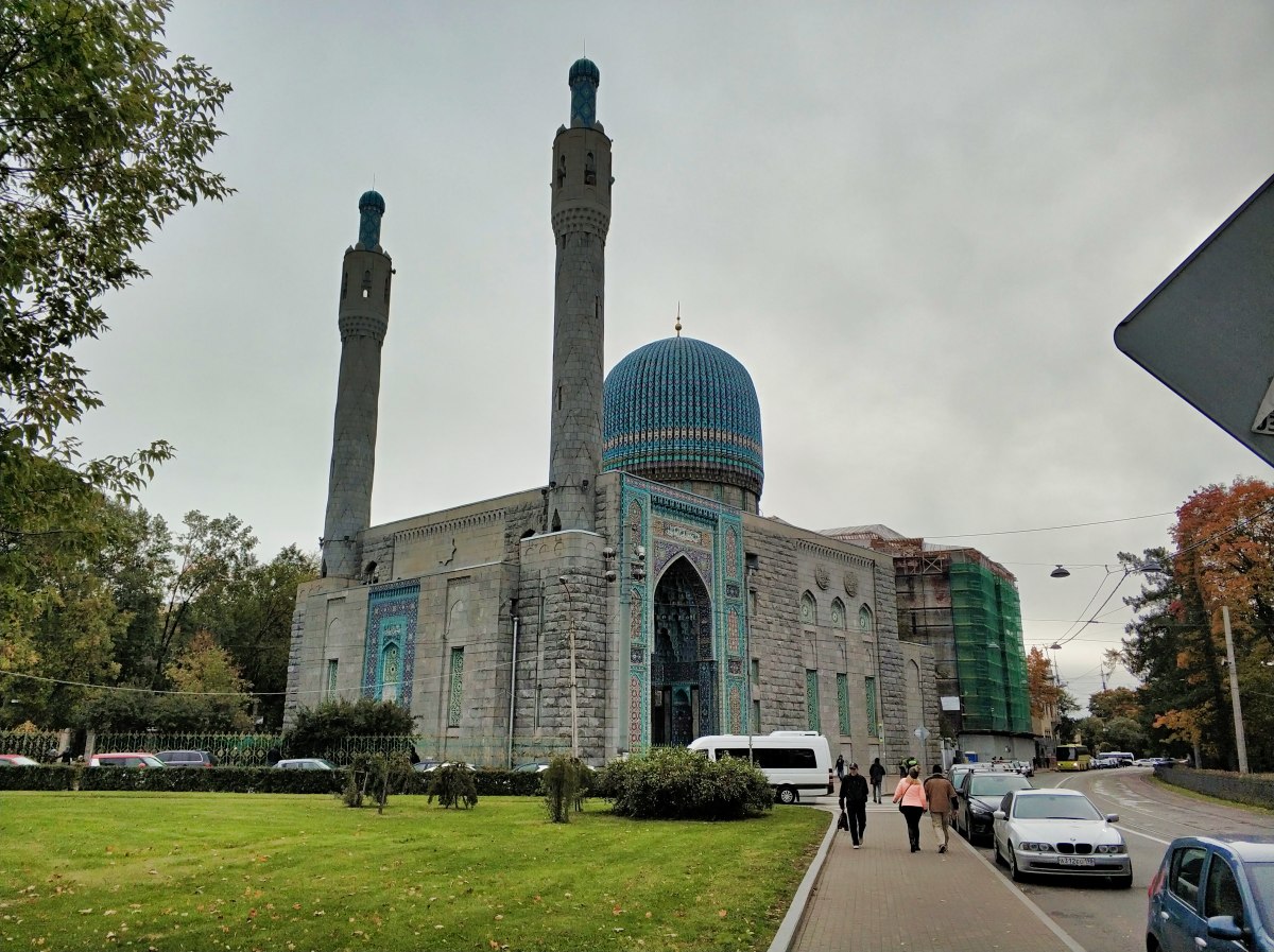 Saint Petersburg Mosque