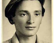 1943 Zwi in Israel.jpg