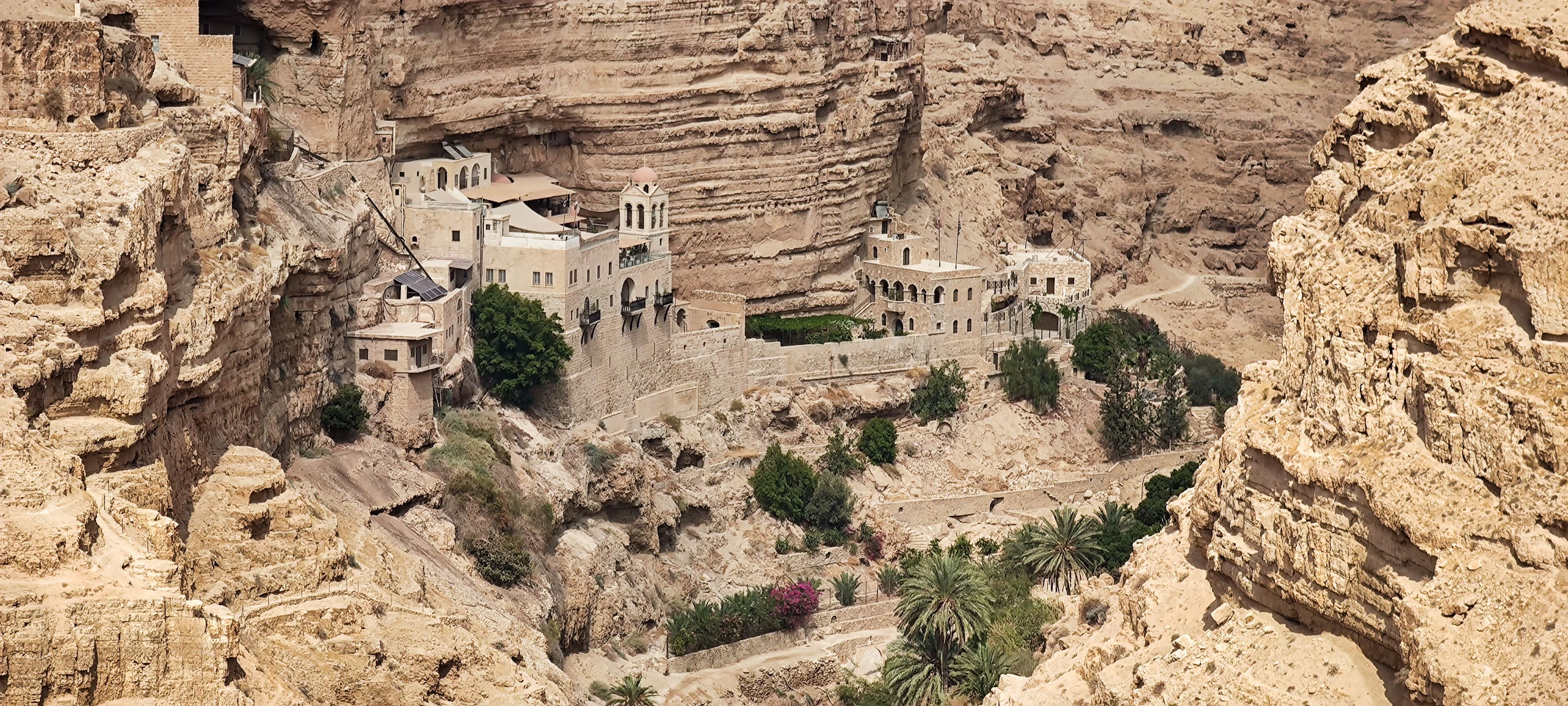 מנזר סנט ג'ורג' בנחל פרת (ואדי קלט)