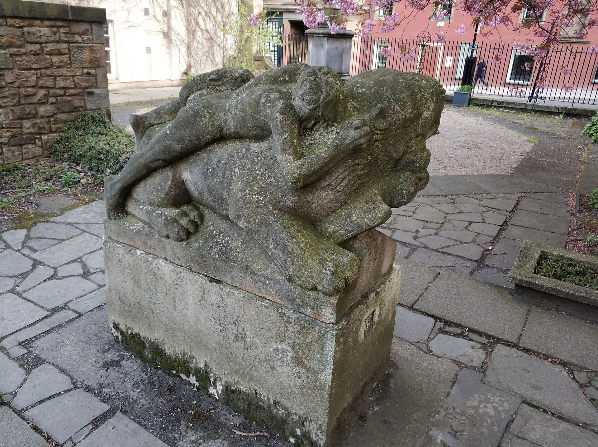 Canongate Kirk - The Royal Mile (11)