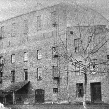 View of the flour mill on Janko Veselinovic Street in Sabac, where the Jewish refugees of the Kladova transport were housed.jpeg