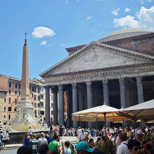 Discover the Beauty of Piazza Navona: A Journey Through Art and History