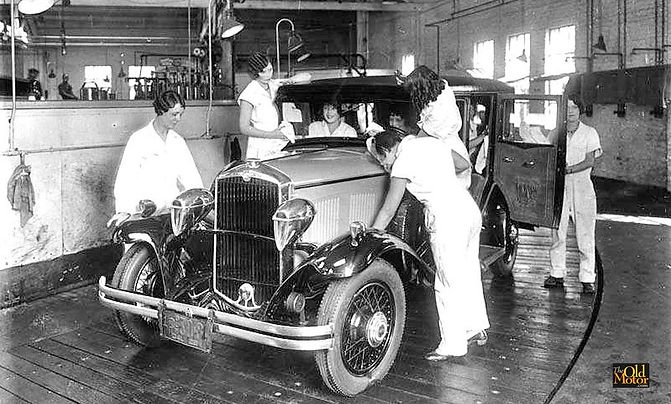 Old style detailing
