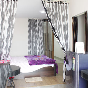 Stay in Service Apartments during Christmas Vacation