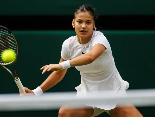 Anna Kalinskaya and Emma Raducanu Among the World’s Top Tennis Players Set to Compete at Singapore Tennis Open 2025