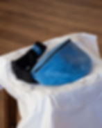 Μικρογραφία: Deep blue artisan leather bag with unique patina and boho minimal style