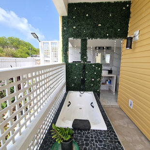 2 bed apartment for short or long term rental in Willikies