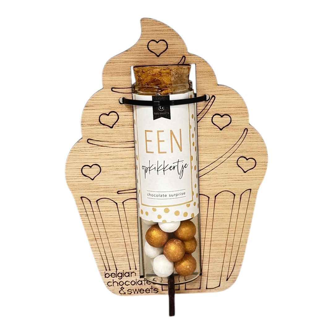 houten cupcake met Choco-Choops   "een opkikkertje voor jou" 4 st