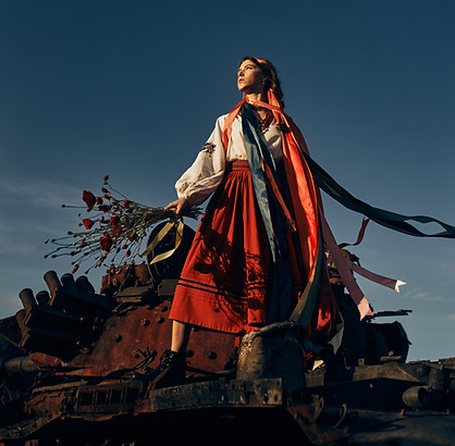 photographer _libkos and the model _viki_virgo under our photos_edited.jpg