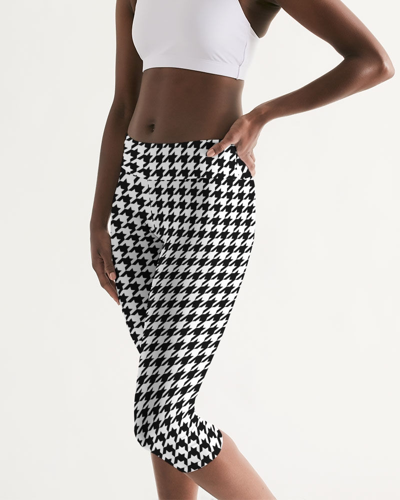 Thumbnail: Houndstooth Big Women's Mid-Rise Capri