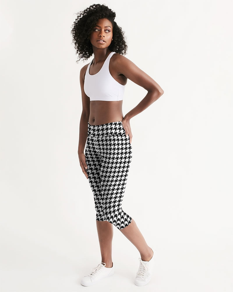 Thumbnail: Houndstooth Big Women's Mid-Rise Capri