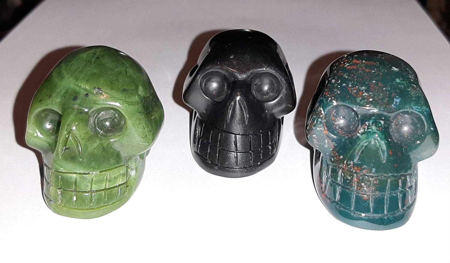 Crystal skulls 5.5cm x 4cm x 4cm Nephrite Jade, Shungite, bloodstone