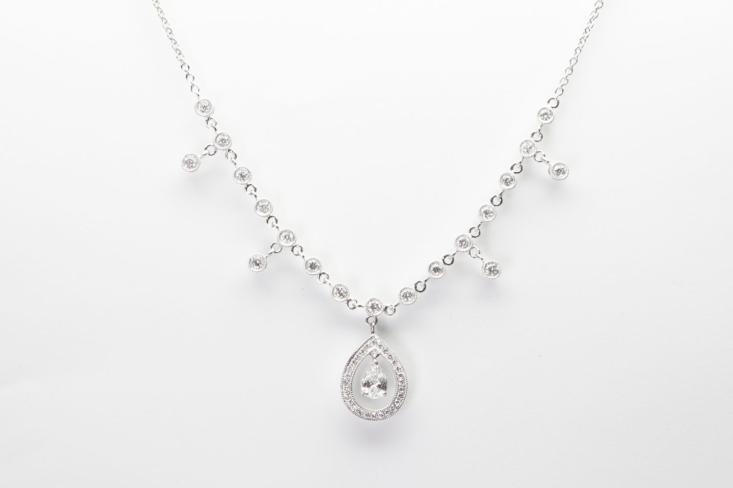 18 karat white gold diamond necklace