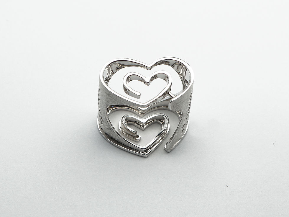 Thumbnail: 18 karat white gold diamond ring