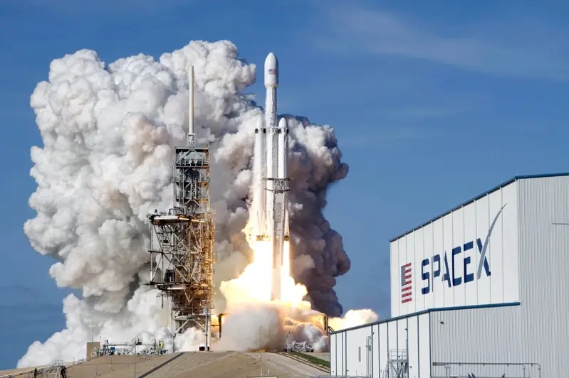 馬斯克的SpaceX已吸引超過2500億美元的認購需求,遠遠超過該公司此次尋求籌資的750億美元金額。(美聯社)