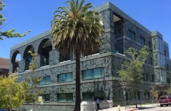 柏克萊加大電腦一直壞 教授裝祕密攝影機抓鬼 兇手竟是華裔博士生